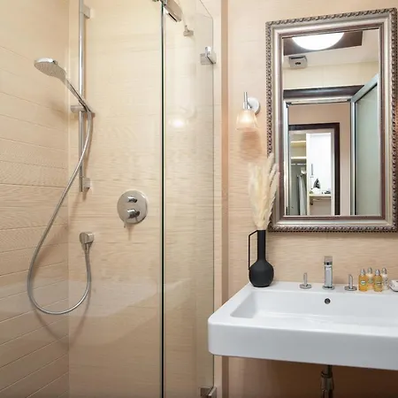 Royal Palms Luxury شقة سبليت